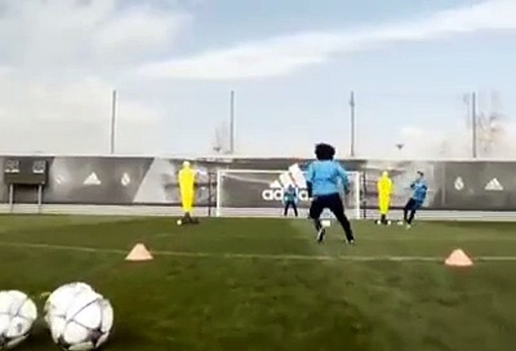 حارس بأسلوب جديد!
