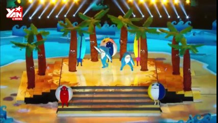 Katy Perry cưỡi hổ lên sân khấu Super Bowl 2015