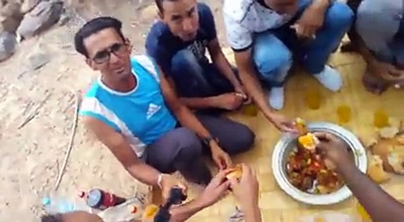 le pique-nique, la source,Targua ntouchka