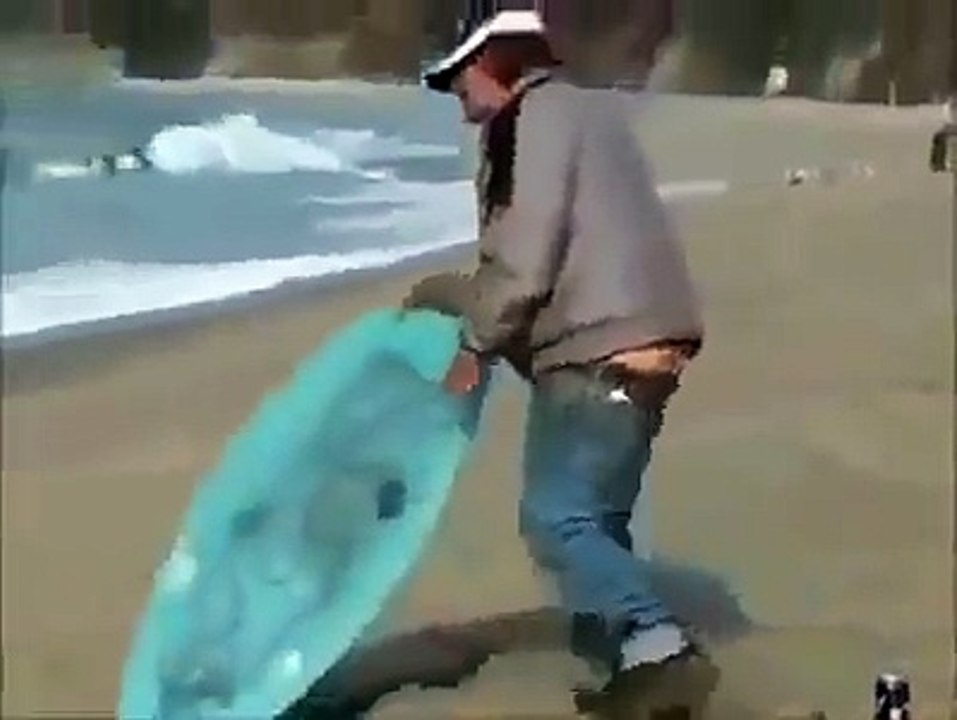Faire du sport sur la plage avec élégance !