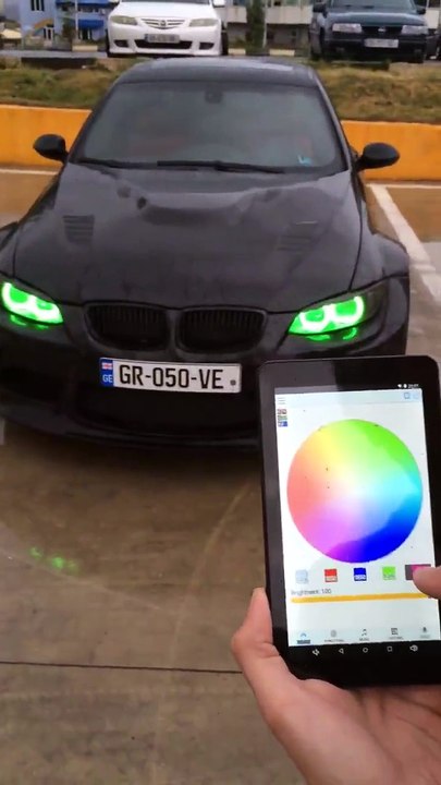Bmw Muhteşem Far Uygulaması! İstediğin Rengi Seç!