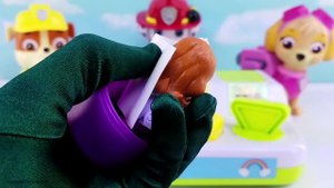 Sofia the First Move to Fun Play House Castle with DIY Cubeez Blind Box Toy 2