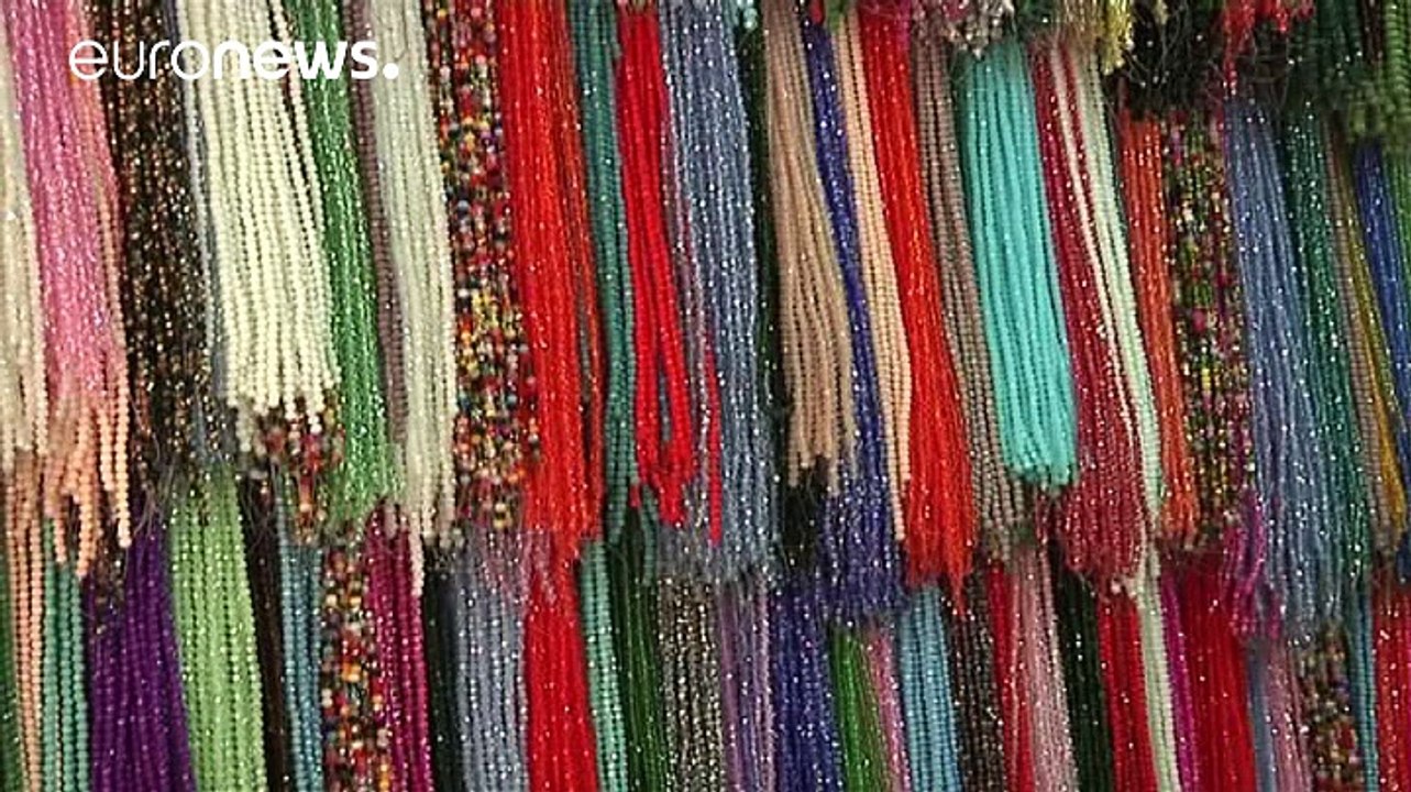 Rezession, Ölpreiskrise, Hunger: Nigeria entdeckt den Steuerzahler