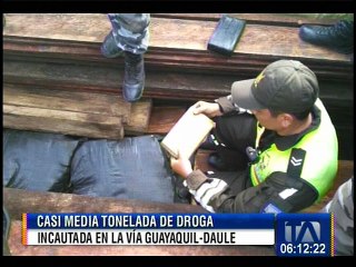 Decomisan media tonelada de droga