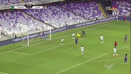Vea cómo este portero agredió a un jugador durante un partido