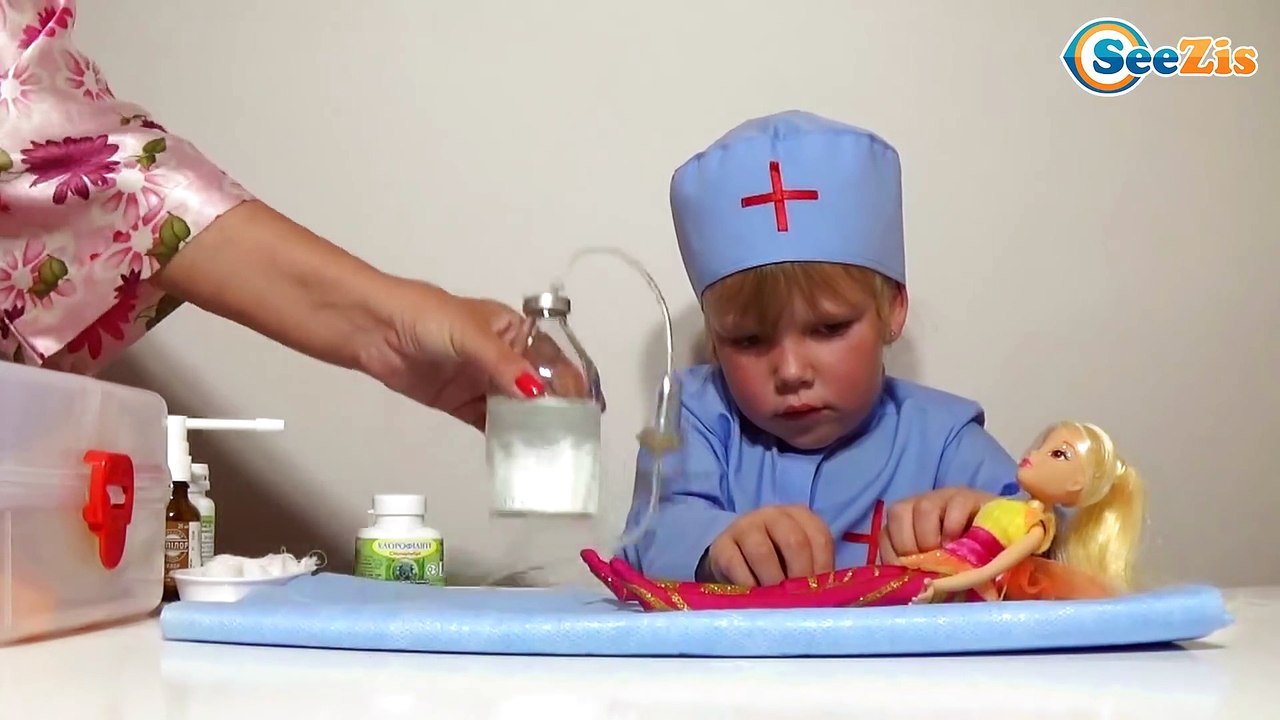 Кукла Винкс и Ника - Доктор Ника лечит Куклу Ст...