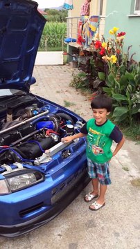 Çekirdekten yetişme diye ben buna derim. Bu Kardeşimize koca bir alkış =D