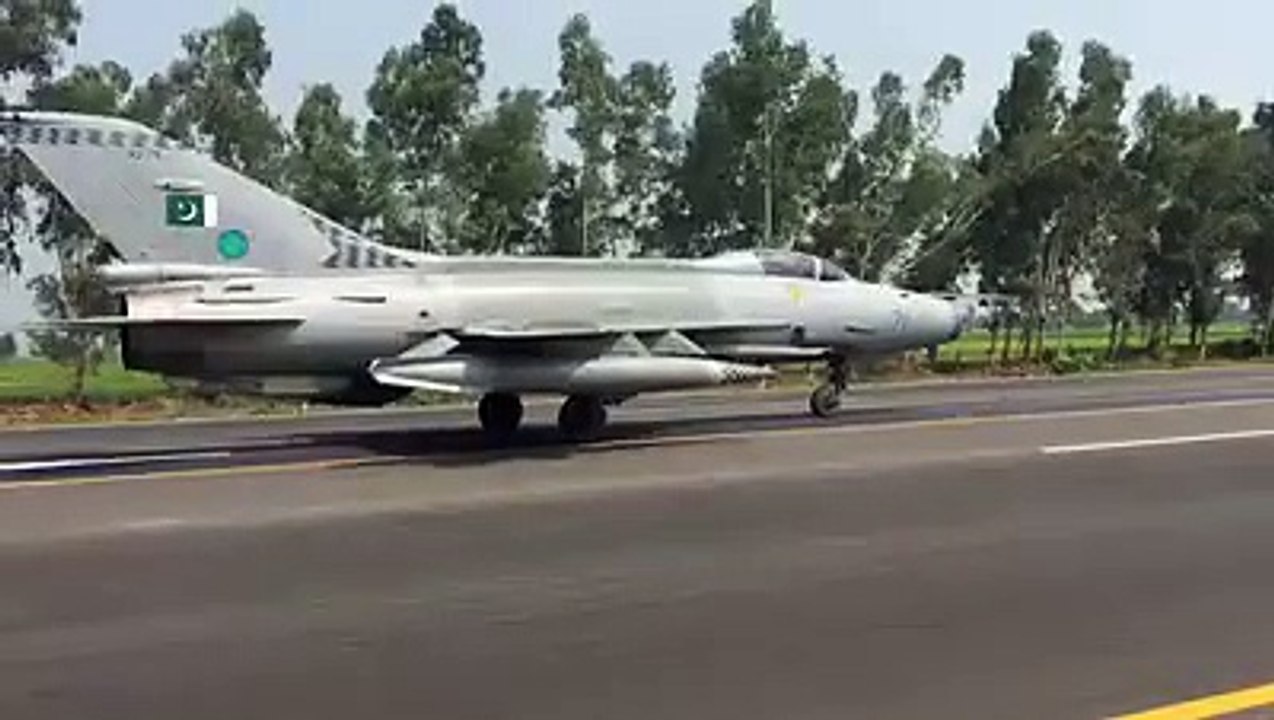 Pakistan air force jet F-7PG take-off from motorway 2016