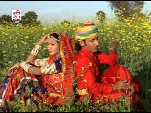 कुवा पर एकली - फागण में धूम मची ( राजस्थानी )