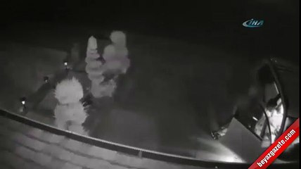 Silahlı saldırgan kadını böyle gasp etti