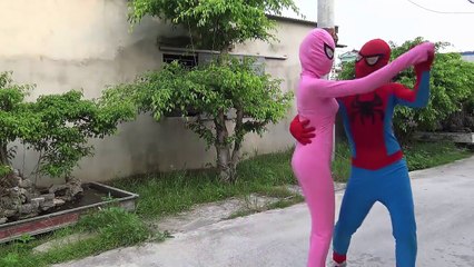 Spiderman vs Joker Circus Frozen Elsa vs Pinks SpiderGirl Dacing Superhero fun-XRcCJ4_SmT0 part 3