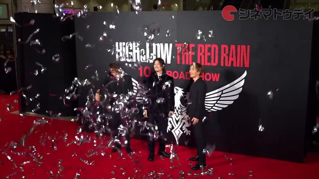 EXILE・TAKAHIRO、 全裸カット を自ら志願「HIROさん笑わせる為に…」『HiGH&LOW THE RED RAIN』レッドカーペットセレモニー＆完成披露舞台あいさつ