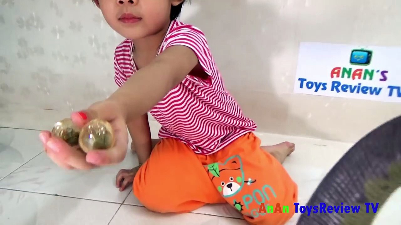 Đồ chơi khủng long đẻ trứng - Dinosaur lays eggs