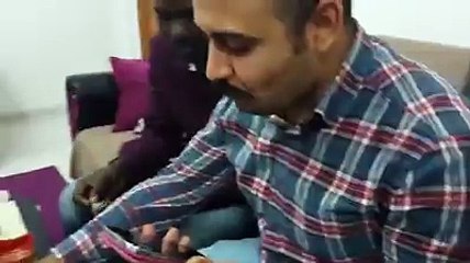 Çocuk Sesi Çıkartarak Akrabalarını Trolleyen Adam