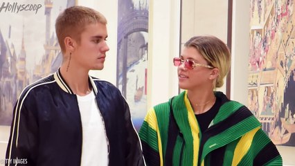 Sofia Richie Shows Justin Bieber What He's Missing