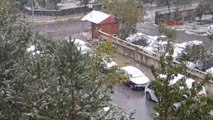 Erzurum Kent Merkezine Kar Yağdı