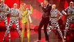 Britney Spears CROTCH GRABS G-Eazy During 2016 MTV VMAs Performance