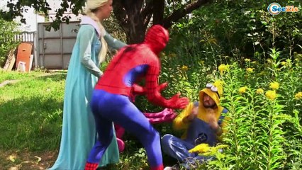 Spiderman & Frozen Elsa vs SMELLY FEET! Funny Superhero