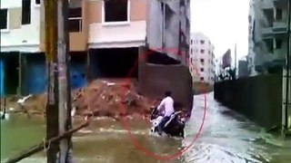 Man Fell Down Into the Manhole with Bike at Nizampet -- Hyderabad -- Safe - Watch Exclusive