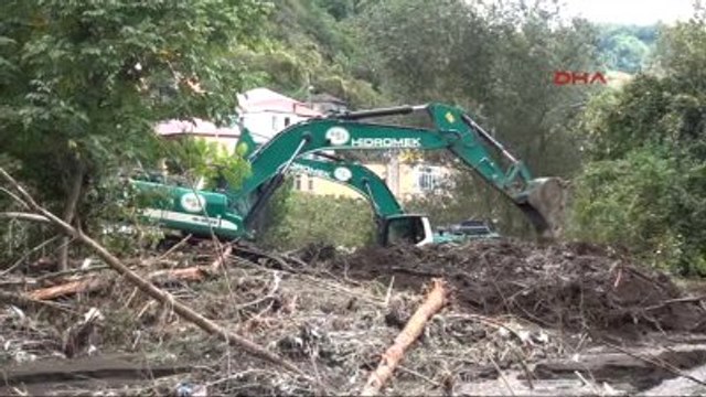Giresun Eynesil?de Yaralar Sarılmaya Çalışılıyor