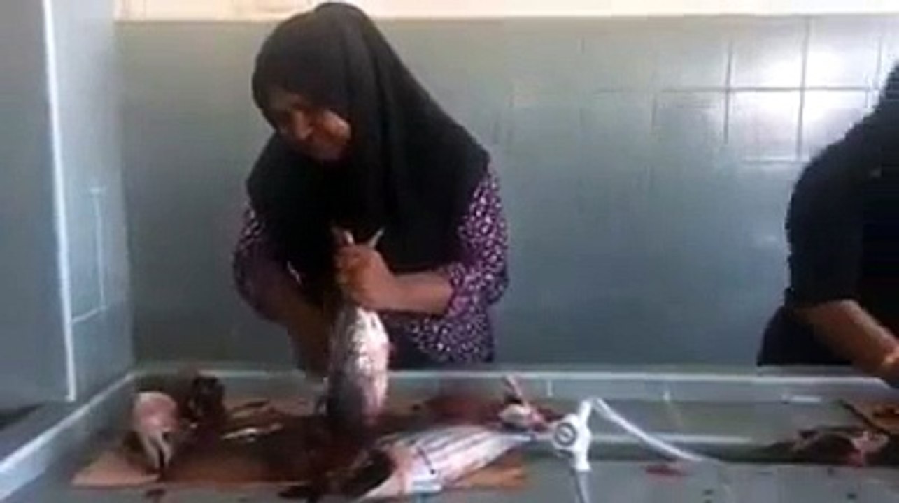 Maldivian Women Amazing Fish Cutting at Maldives