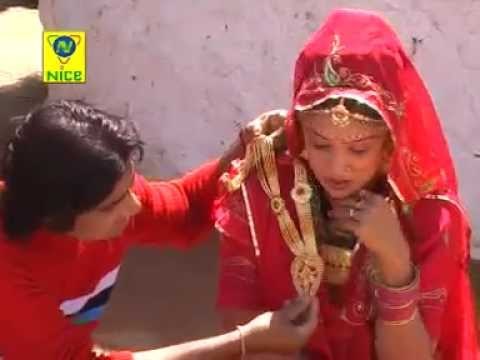 BANNI RE MAVO LAYO PAV ★ Rajasthani Latest Hit Song ★ पढ़ी लिखी मैं अंग्रेजी ( राजस्थानी )