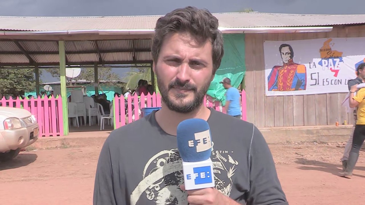 Informe a cámara: Las FARC ratifican el acuerdo de paz alcanzado con el Gobierno colombiano -