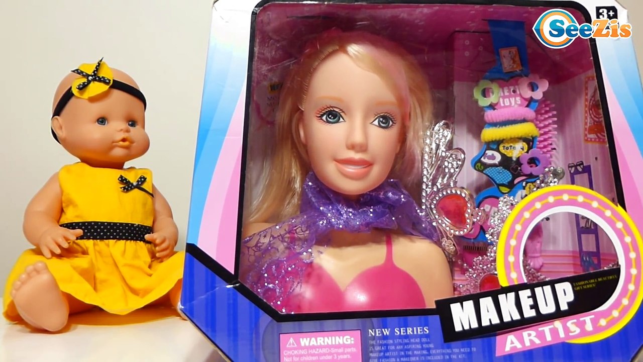 Кукла Беби Борн и Ника открывают новый набор игрушек. Видео для детей «Салон Красоты для девочек»