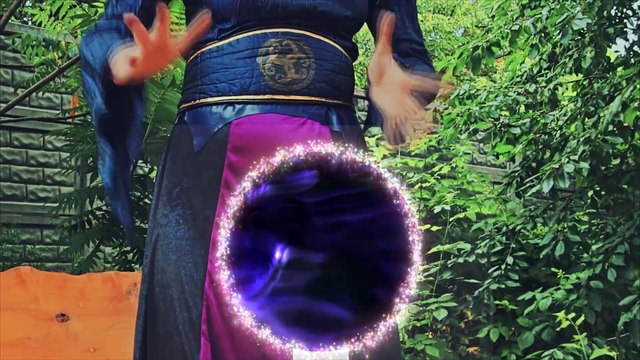 Frozen Elsa POOL SCARE! w/ Spiderman Pink Spidergirl Maleficent Batman Joker Hulk! Superhero Fun