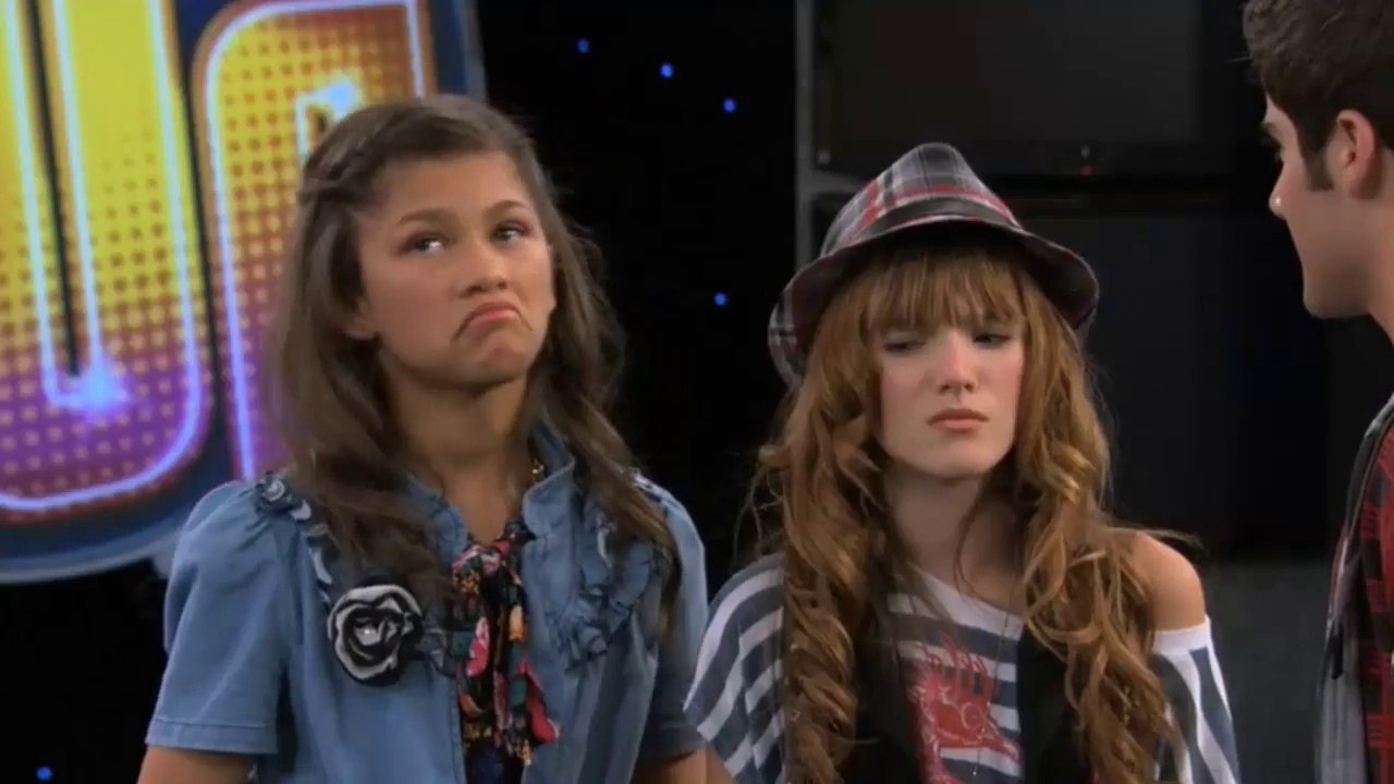 Shake It Up S01E08 Hook It Up