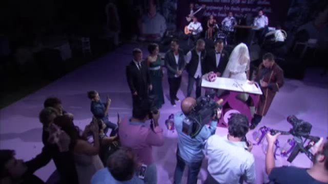 Ünlü Oyuncu Nejat İşler, Bodrum İlçesinde Bir Çiftin Nikah Şahitliğini Yaptı