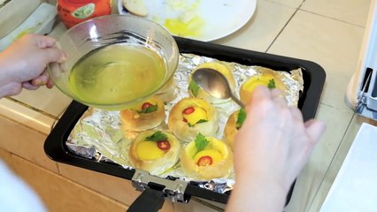 Quick and Easy Recipe Myfunfoodiary- Bread Bowl Egg for Breakfast - YouTube