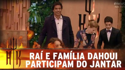 Flora, Cris, Lelo e Maílson servem família da Chef Dahoui