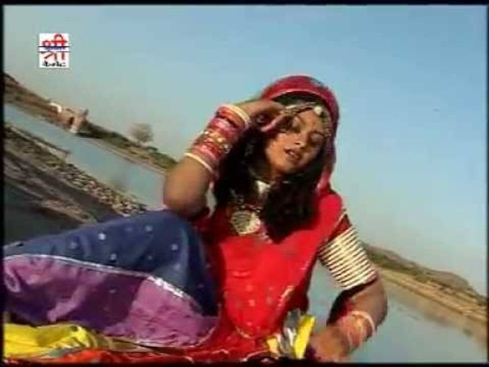 हाये रे पनघट पे - फागण में चली ऐड़ी रे ठुमके ( राजस्थानी )