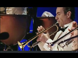 Dans la vie faut pas sans faire  (à cheval)