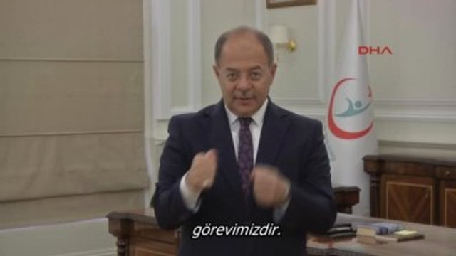 Sağlık Bakanı Akdağ'ın İşaret Dili ile 'Sizleri Seviyoruz' Mesajı Sosyal Medyada Büyük İlgi Gördü