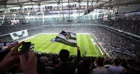 Beşiktaşlı 15 Taraftar Kilitli Kapıyı Kırarak Stada Girdi
