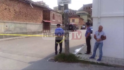 Report TV - Korçë, përleshje me thika, plagoset rëndë një person