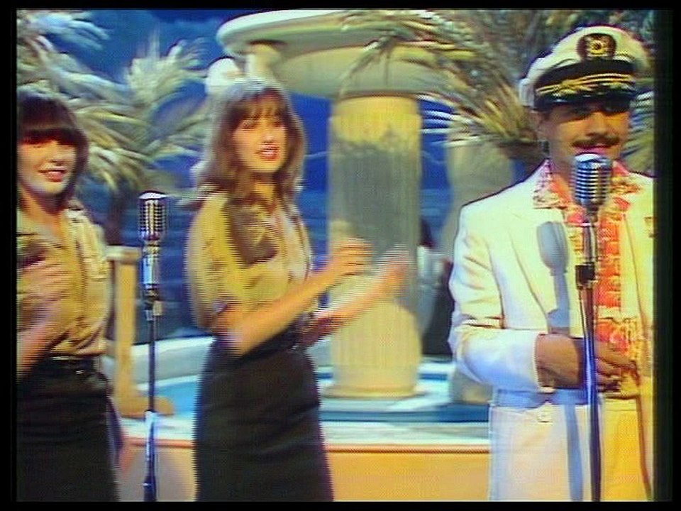 Lou & The Hollywood Bananas - Kingston , Kingston (Bananas)