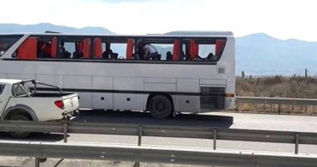 Sakaryaspor ile Eskişehirspor Taraftarı Birbirine Girdi