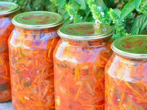 Видеорецепт. Салат из розовых помидор на зиму. Заготовки на зиму. Консервирование. Консервация.