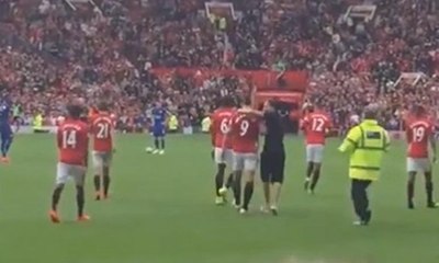 Zlatan Ibrahimovic Gets Hugged By His Look Alike vs Hull City!