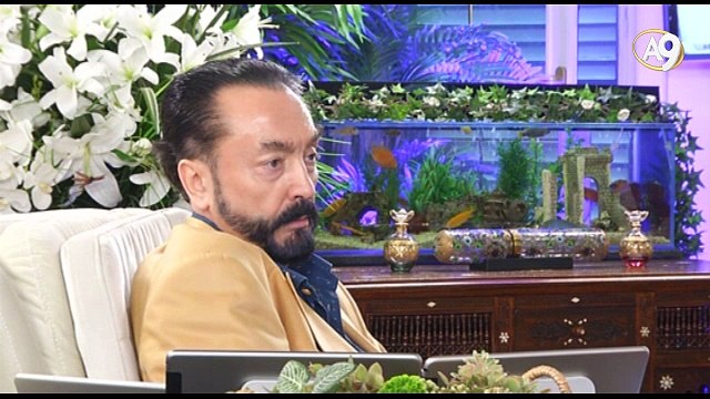 Şort giydiği için saldırıya uğrayan hanıma herkes destek olmalı. Biz her zaman yanındayız.