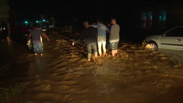 Përmbytjet në Shkup, 20 të vdekur, 6 të zhdukur - Top Channel Albania - News - Lajme