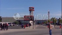 Ora News - - E vërteta e arratisjes së shtetasit turk në aeroport, ja përplasja PD-Polici