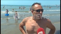 Ora News - Pushuesit në Durrës: Plazhet duhet të jenë më të pastra