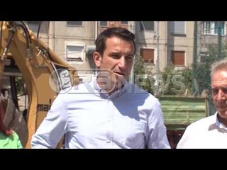 Ora News - Kënd lodrash për fëmijët e zonës së Alliasit, Veliaj inspekton nisjen e punimeve