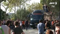 Techno Parade - un dancefloor géant sur les quais de Seine à Paris