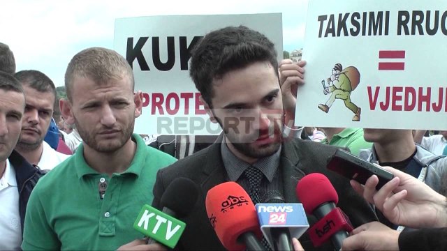 Report TV - Taksa për rrugën e Kombit, banorët në protestë: Do bllokojmë rrugën