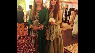 Breaking news Momina mustehsan has been engaged check out her engagement pics